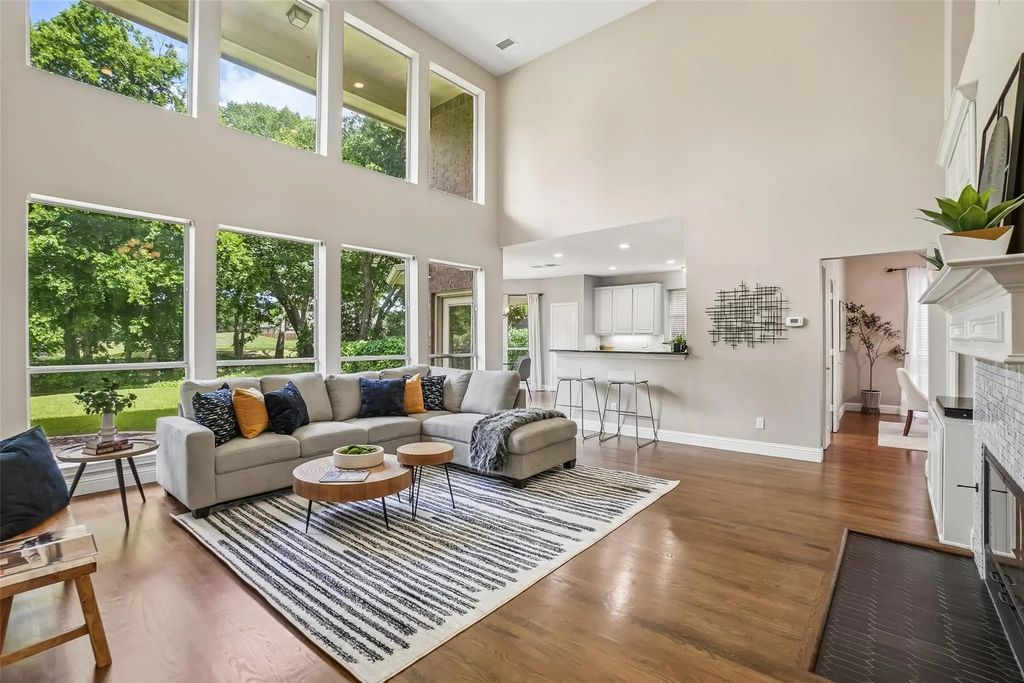 9212 Longview Drive, Plano