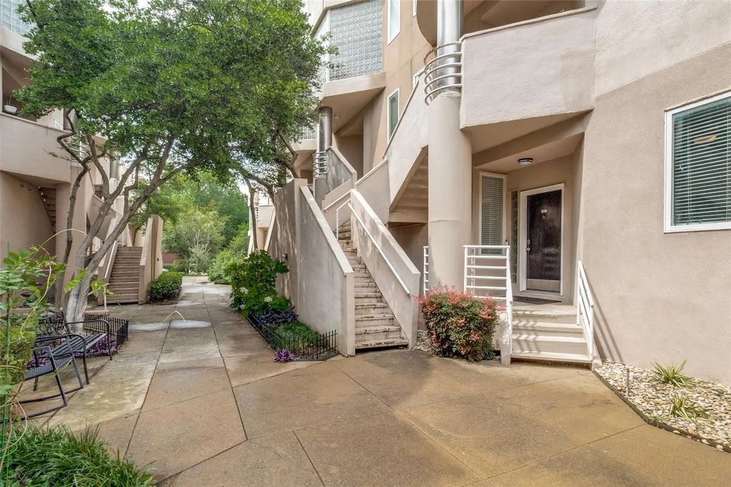 4040 Avondale Avenue 204, Dallas