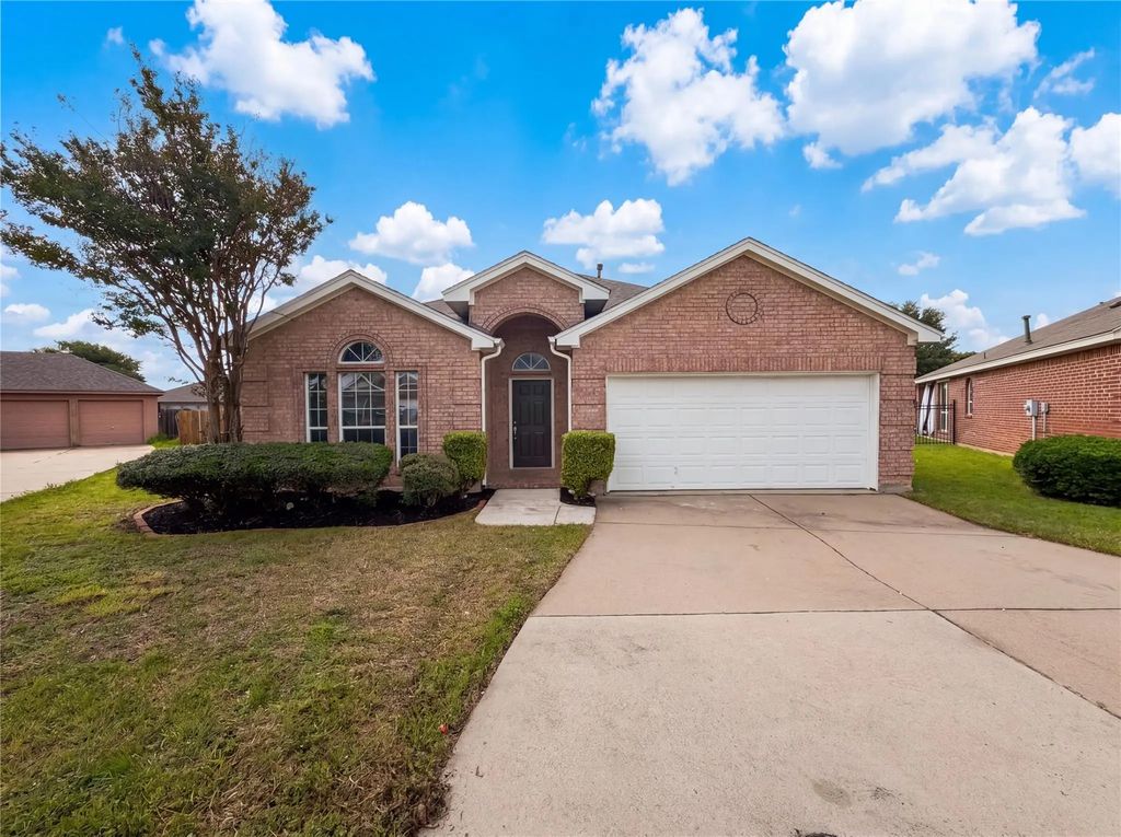 4437 Bloomfield Court, Fort Worth