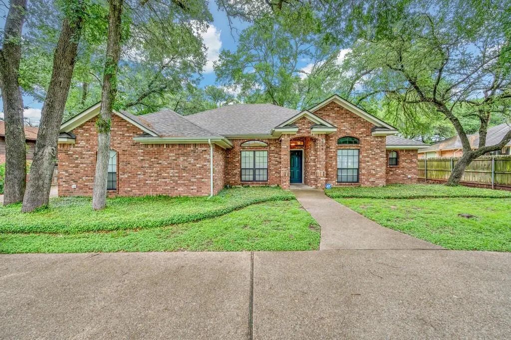 3208 Park Lake Drive, Waco