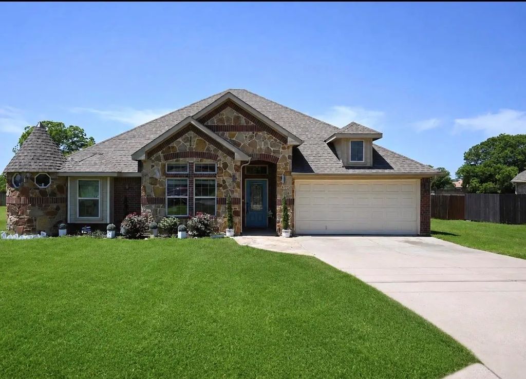 130 Bridle Path Drive, Stephenville
