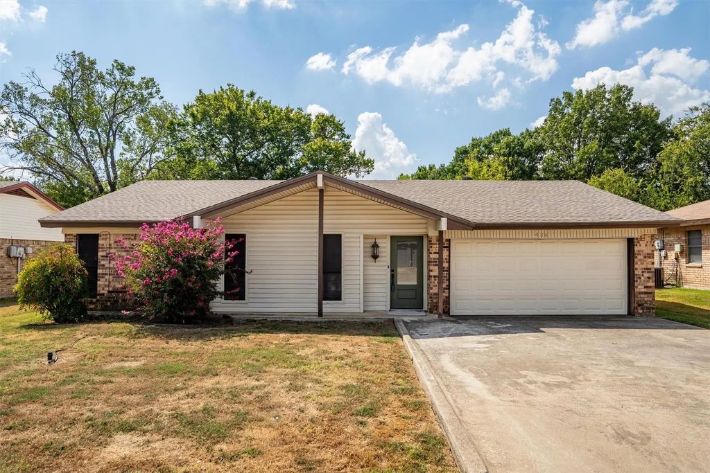 436 E Hill Street, Keller