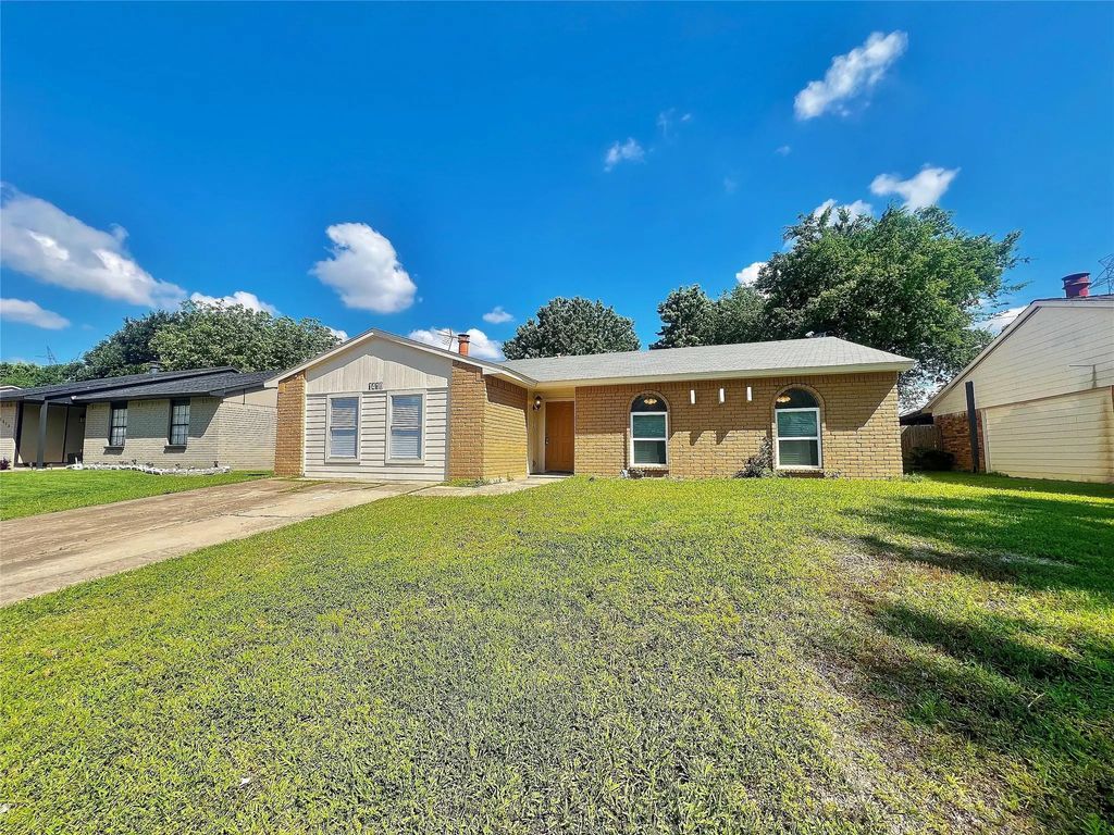 1410 Independence Trail, Grand Prairie