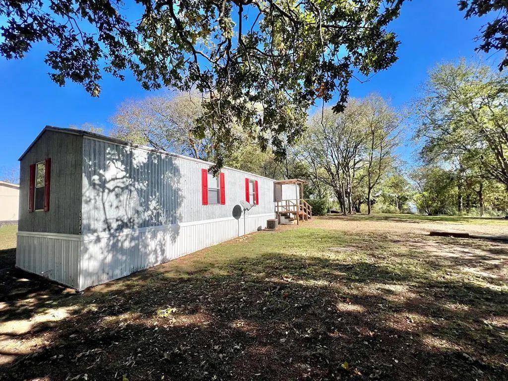 304 Wildwind Street, Gun Barrel City