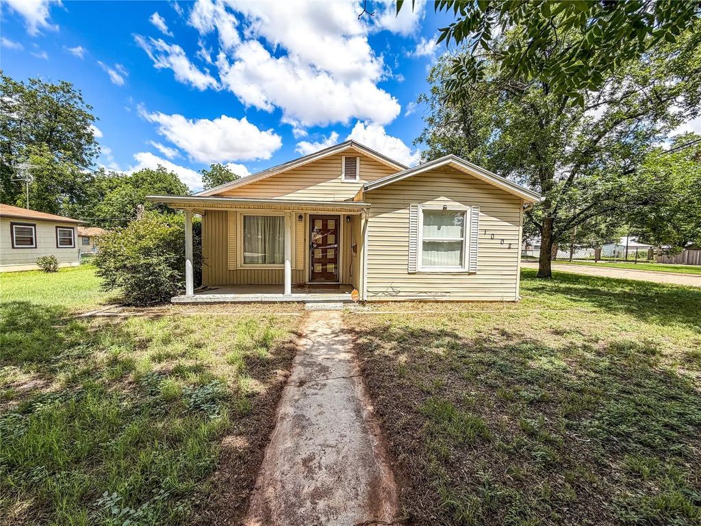 1002 N Avenue H, Haskell