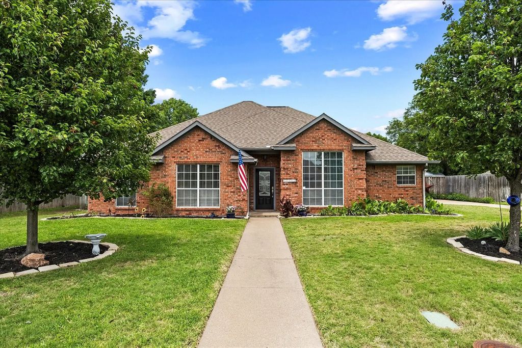 10601 Woodland Drive, Greenville