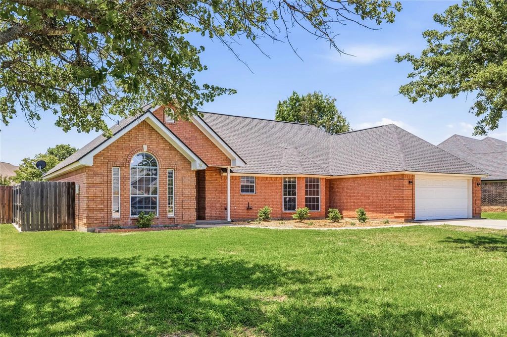 1406 Glenwood Drive, Stephenville