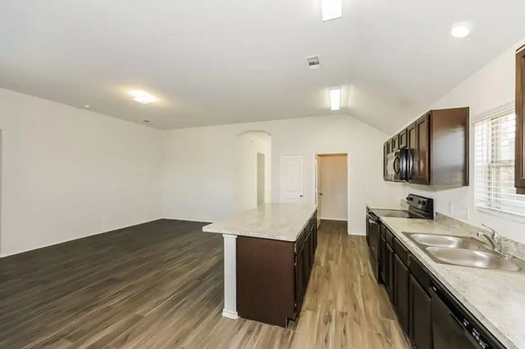 1814 Jasmine Drive, Lancaster