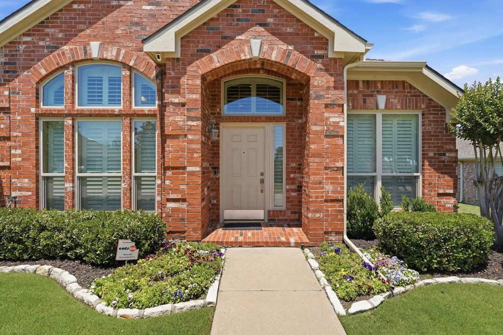 504 Saddleback Lane, Flower Mound