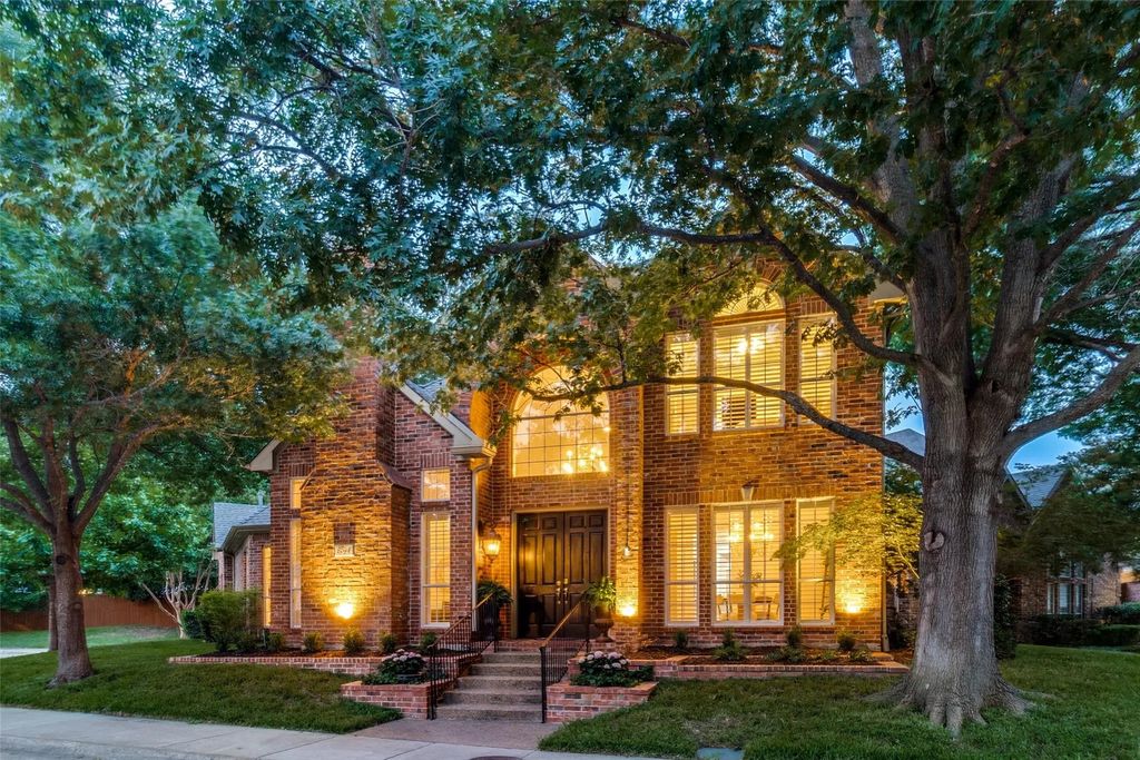 8648 Cherry Hill Drive, Dallas