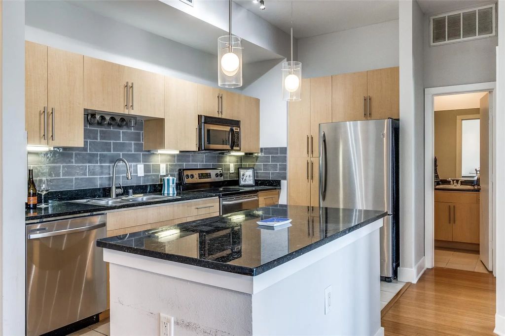 4605 Cedar Springs Road 336, Dallas