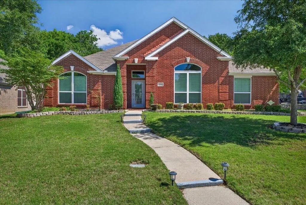 913 Chapel Drive, Denton