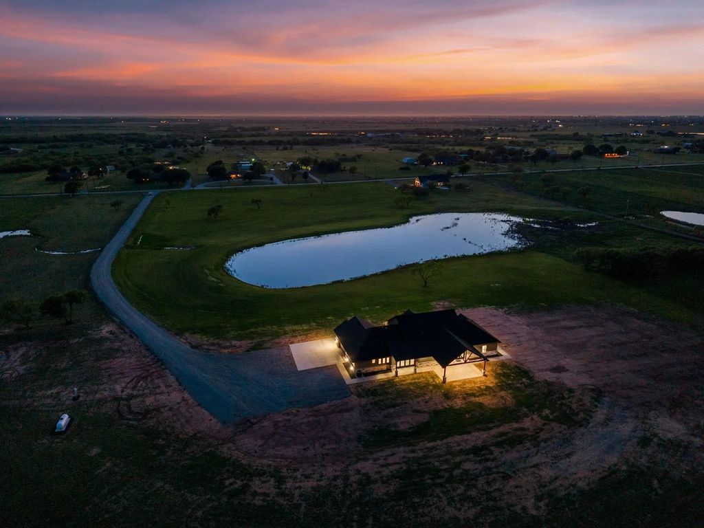 2311 Parker Road, Wichita Falls