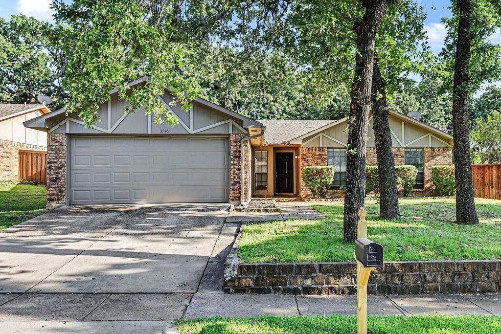 3716 Pinewood Street, Bedford