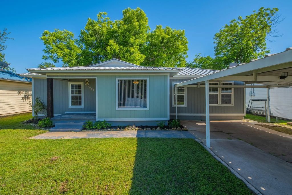 1010 Se 17th Street, Mineral Wells