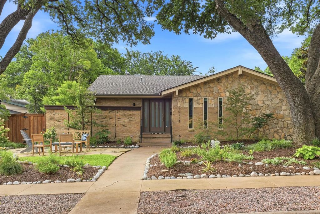 10118 Medlock Drive, Dallas