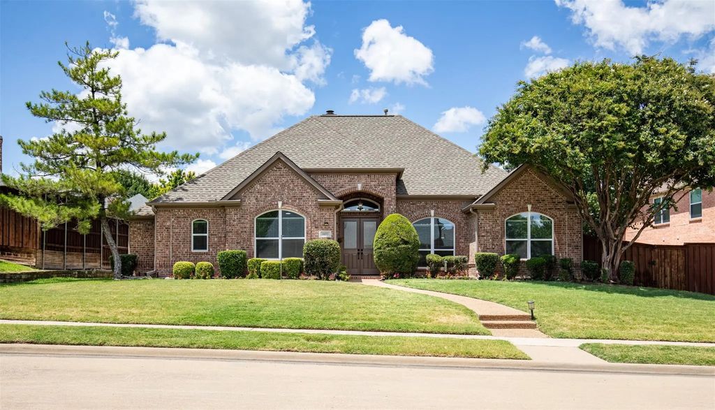1405 Faringdon Drive, Plano