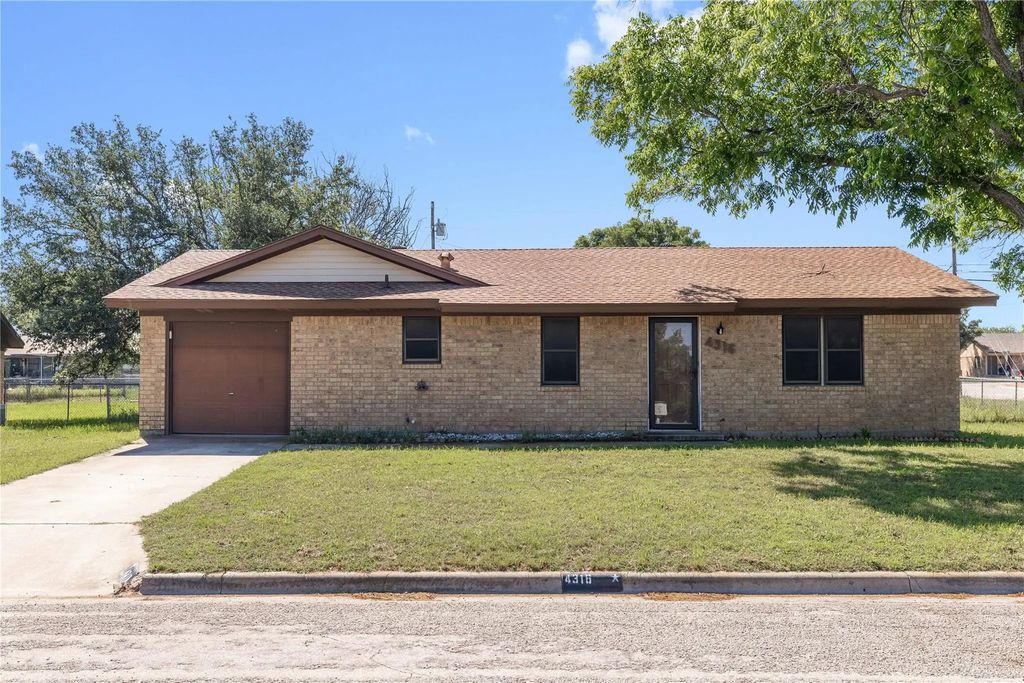 4316 Mimosa Drive, Brownwood
