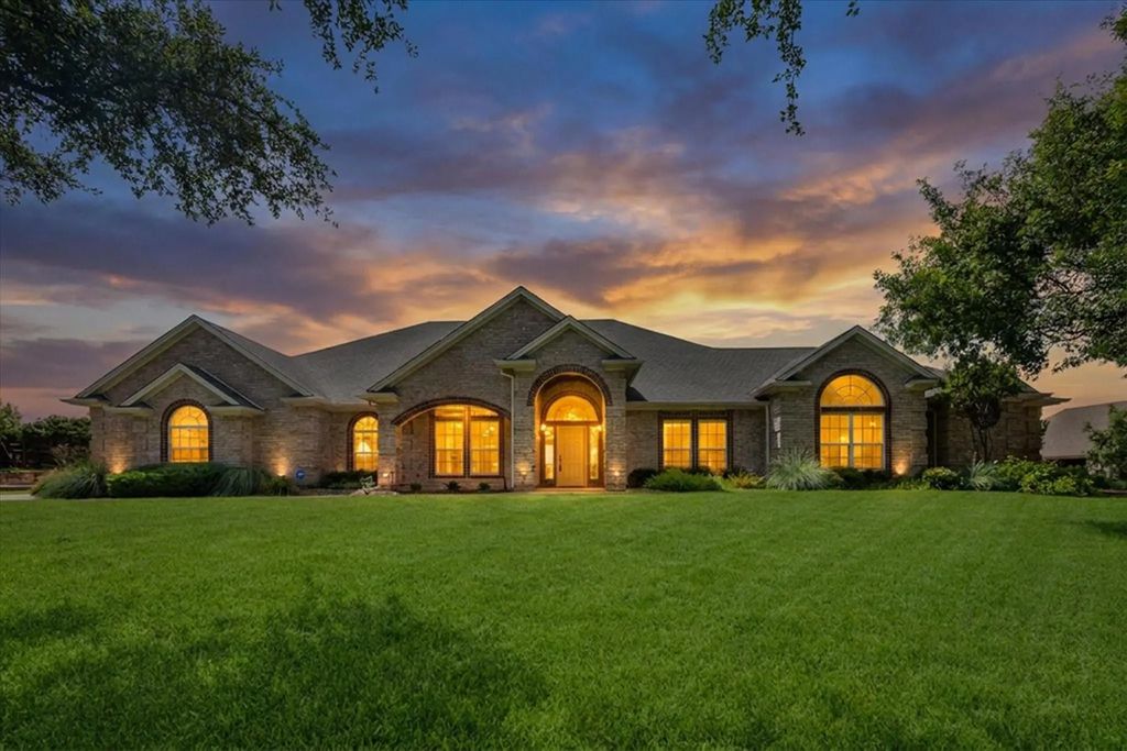 128 Rim Rock Road, Aledo