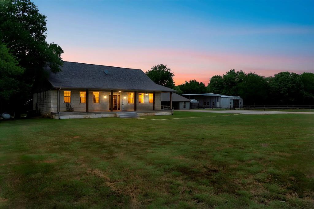 6500 Lusk Branch Court, Granbury