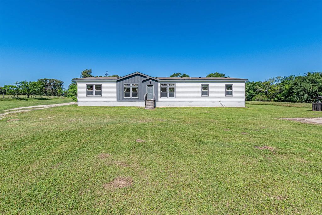 901 Rs County Road 1155, Emory