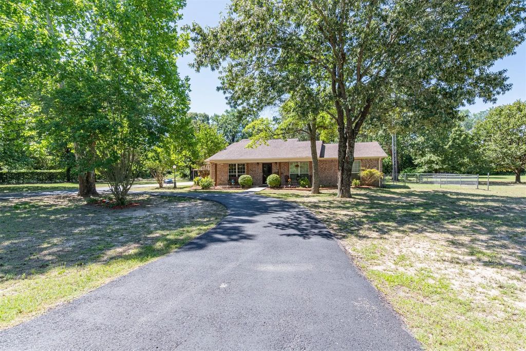 420 Rs County Road 3210, Emory