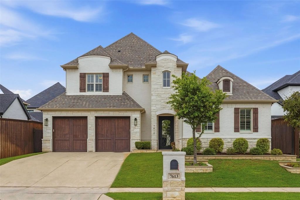 7613 Ira Drive, North Richland Hills