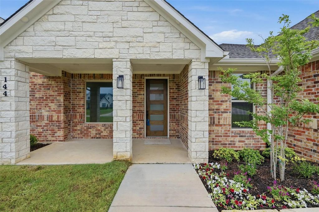 144 Shawnee Trail, Pottsboro