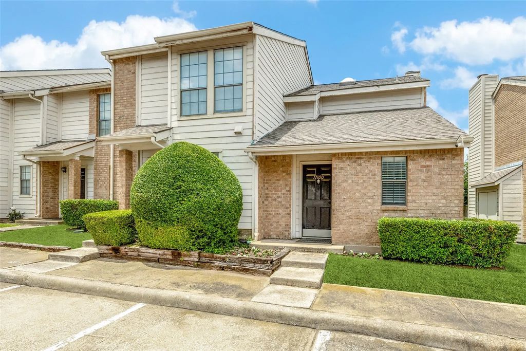 3635 Garden Brook Drive 17100, Farmers Branch