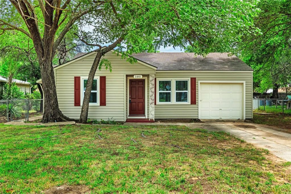 5441 Thomas Lane, River Oaks
