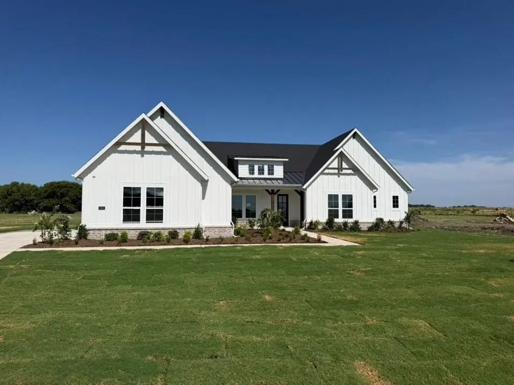 2313 Quartz Street, Krum