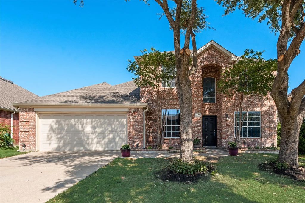 12209 Langley Hill Drive, Fort Worth
