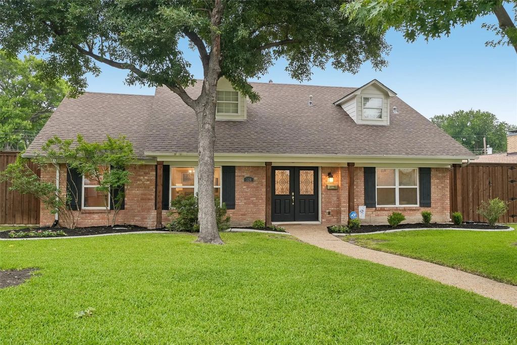 328 Oakcrest Drive, Richardson