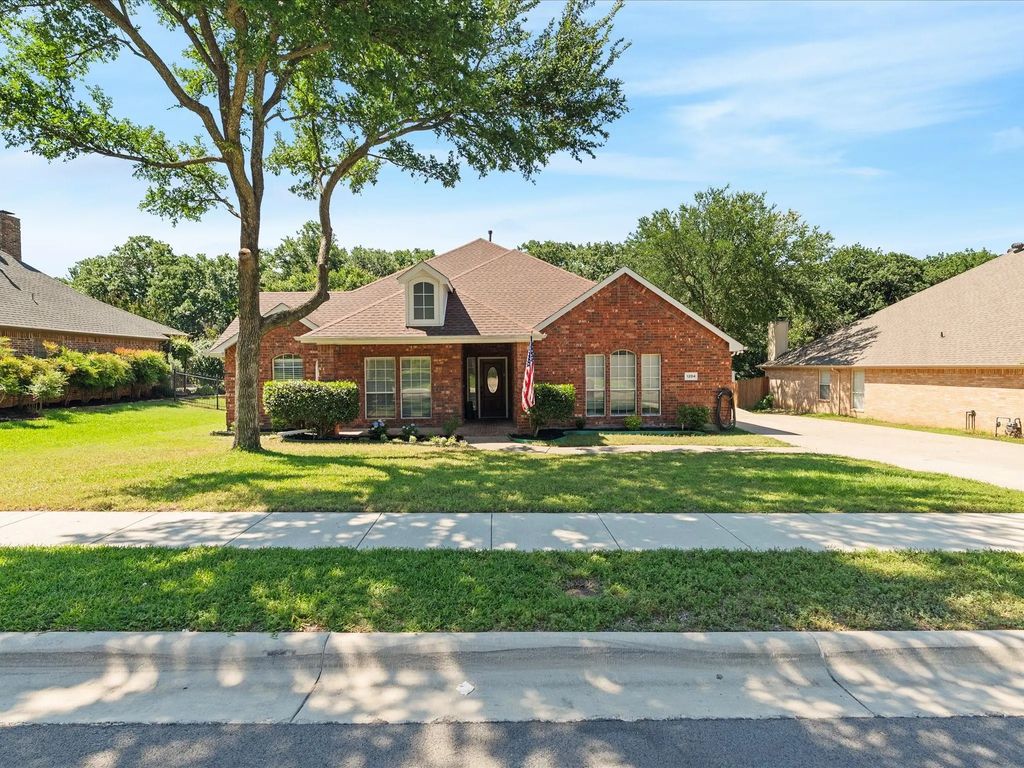 1204 Palo Verde, Denton
