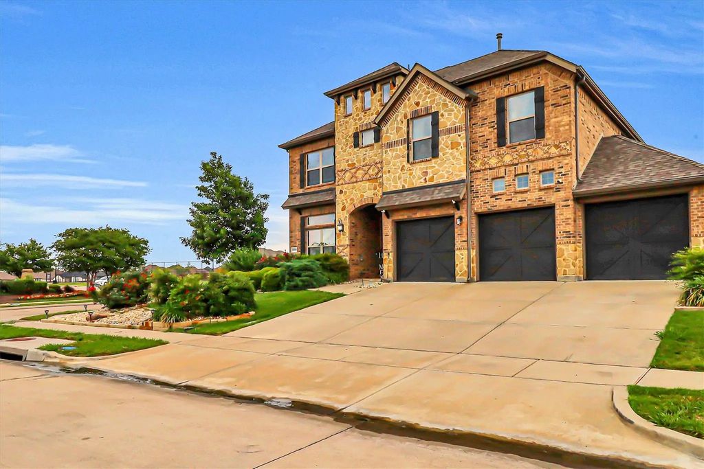 1500 Pisa Court, McLendon Chisholm