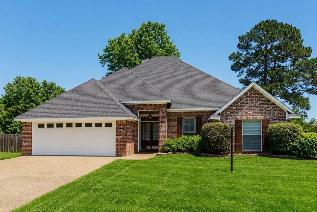 9106 Summer Tree Circle 1, Greenwood