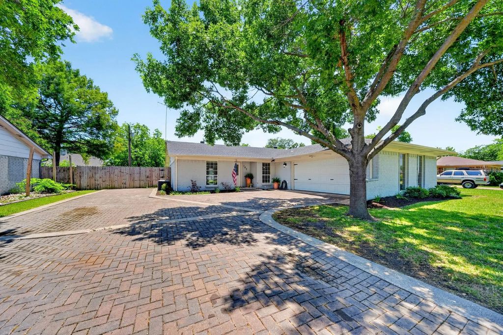 127 Lemley Drive, Heath