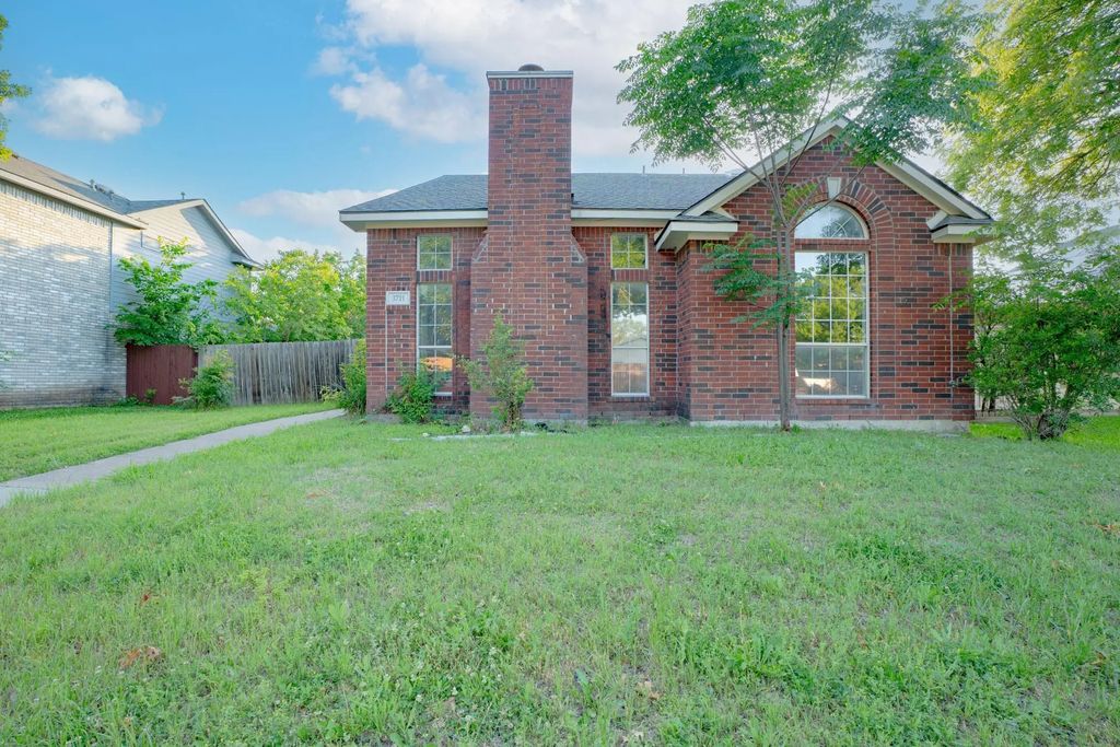 3721 Smartt Street, Rowlett