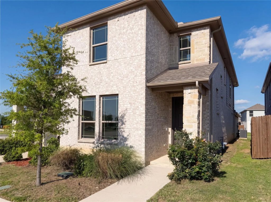 6705 Farsight Drive, Fort Worth
