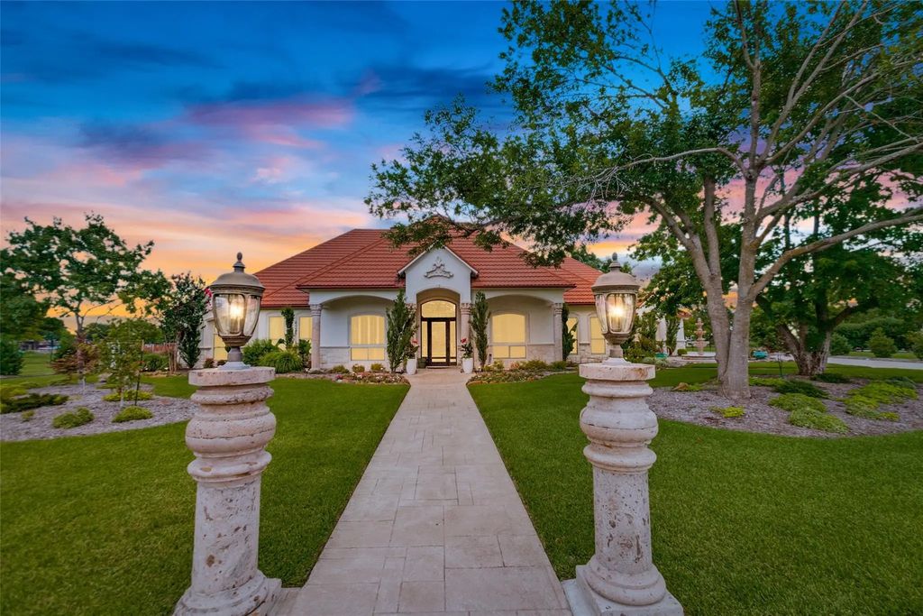 3504 Flintstone Drive, Plano