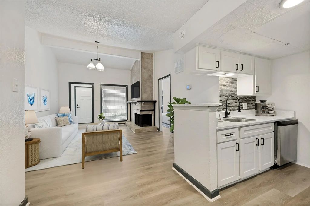 7152 Fair Oaks Avenue 2186, Dallas