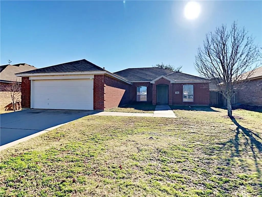 960 Crowder Drive, Crowley
