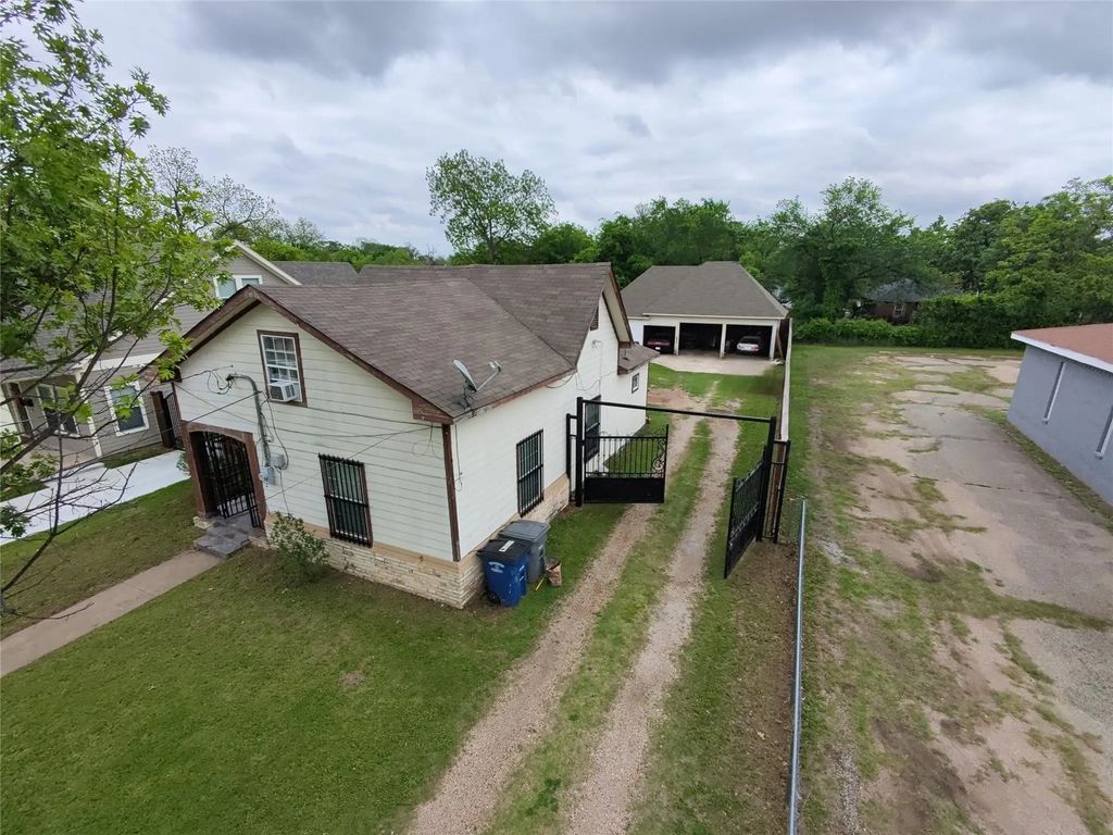 2210 Eugene Street, Dallas