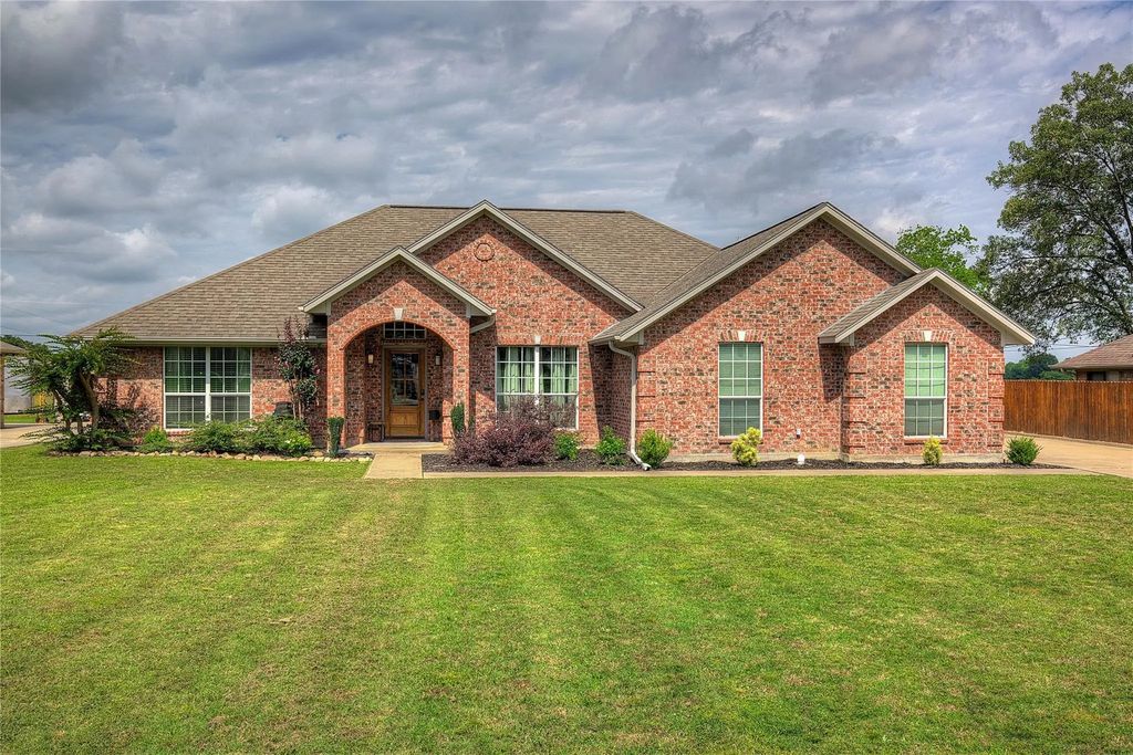 2027 Park Springs Road, Sulphur Springs