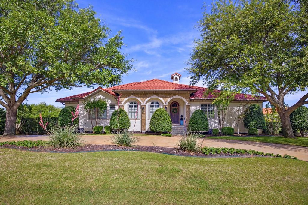 6600 Cherry Hills Drive, Fort Worth