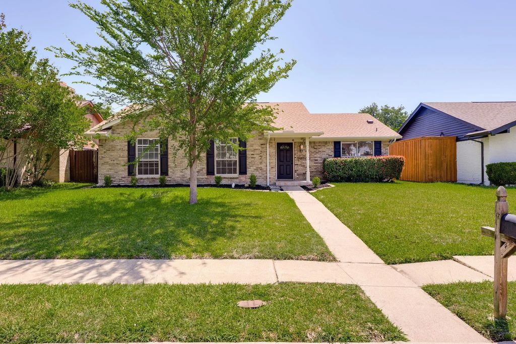2202 Briarmeadow Drive, Garland