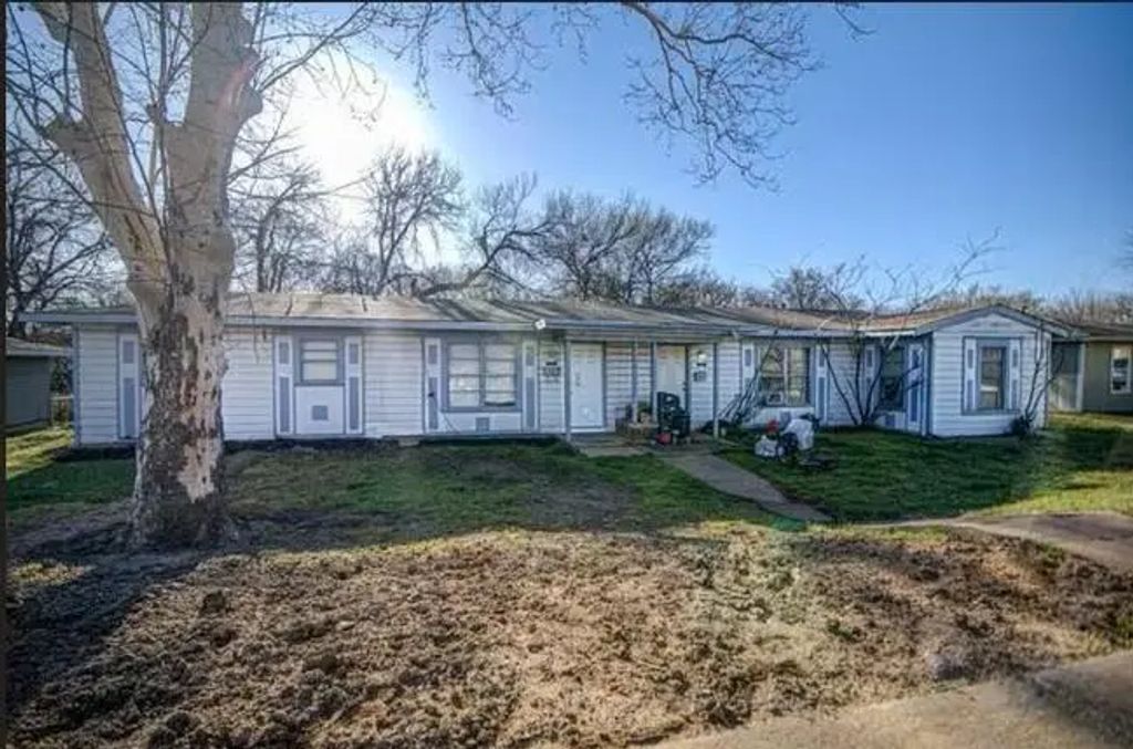 3 Pershing Drive A, Denison