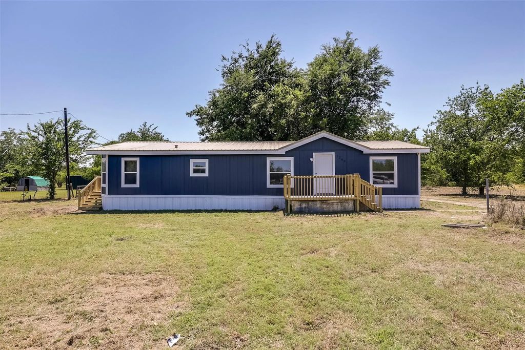 1260 County Road 143, Kaufman