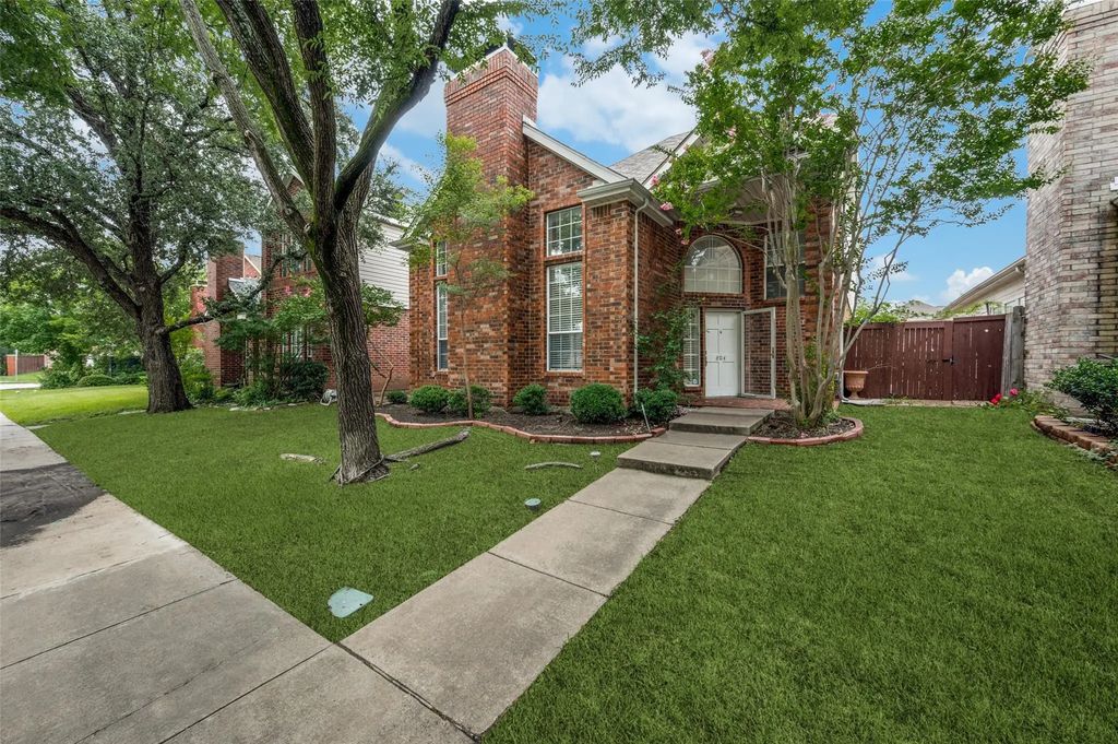 804 Santa Fe Trail, Irving