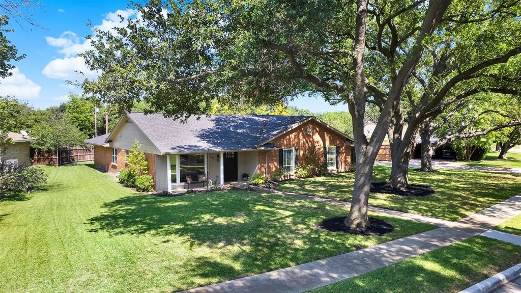 2712 Forest Grove Drive, Richardson